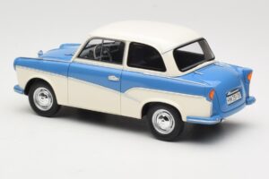 Trabant P50 Azzurro Crema BoS Models 1:18 BOS035 Resina — immagine 5 di 6