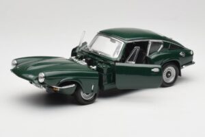 Triumph GT6 Mk3 Verde Sun Star 1:18 1055 Pressofusione — immagine 2 di 8