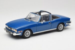 Triumph Stag Mk1 Sapphire Blue Revell 1:18 8815 Pressofusione