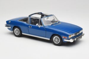 Triumph Stag Mk1 Sapphire Blue Revell 1:18 8815 Pressofusione — immagine 6 di 8