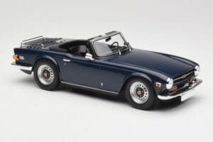 Triumph TR6 PI Blu Scuro Minichamps 1:18 155132032 Pressofusione — immagine 4 di 6