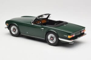Triumph TR6 PI Verde Scuro Minichamps 1:18 155132030 Pressofusione — immagine 5 di 6