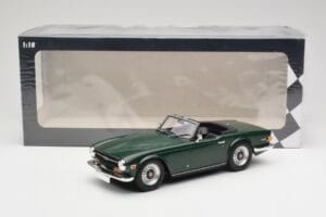 Triumph TR6 PI Verde Scuro Minichamps 1:18 155132030 Pressofusione — immagine 6 di 6