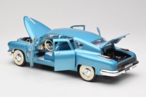 Tucker Torpedo Blu Road Signature 1:18 92268 Pressofusione — immagine 5 di 8