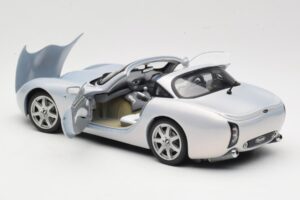 TVR Tuscan Mk2 Argento Sun Star 1:18 4462 Pressofusione — immagine 5 di 8