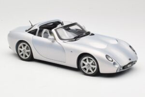 TVR Tuscan Mk2 Argento Sun Star 1:18 4462 Pressofusione — immagine 6 di 8