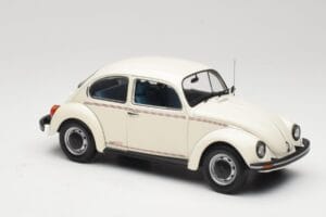 Volkswagen 1200 Jeans Bug Bianco Minichamps 1:18 150057101 Pressofusione — immagine 6 di 8
