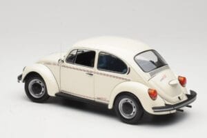 Volkswagen 1200 Jeans Bug Bianco Minichamps 1:18 150057101 Pressofusione — immagine 7 di 8