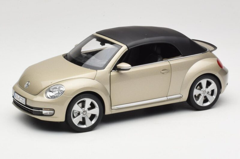 Volkswagen Beetle A5 Cabriolet Grigio Kyosho 1:18 5C3099302P7W Pressofusione