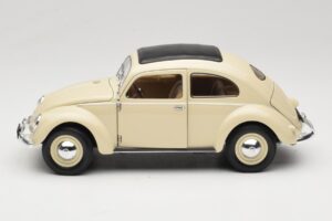 Volkswagen Beetle Type 1 Classic Bianco Welly 1:18 18040W Pressofusione — immagine 4 di 8