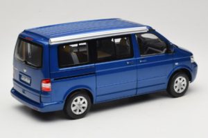 Volkswagen California T4 Ravenna Blue Metallic Norev 1:18 188607 Pressofusione — immagine 3 di 8