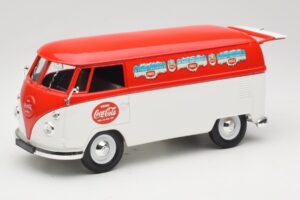 Volkswagen T1 Combi Coca-Cola Solido 1:18 9512 Pressofusione — immagine 2 di 8