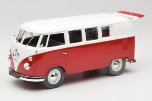 Volkswagen Combi T1 Rosso & Bianco Solido 1:18 8031 Pressofusione — immagine 2 di 8