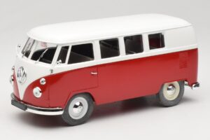Volkswagen Combi T1 Rosso & Bianco Solido 1:18 8031 Pressofusione