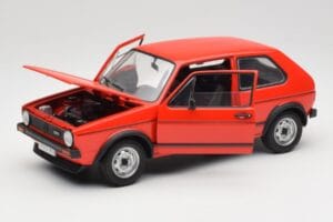 Volkswagen Golf GTI Mk1 Rosso Solido 1:18 8166 Pressofusione — immagine 2 di 8