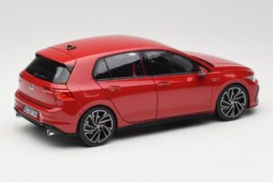 Volkswagen Golf GTI Mk8 Tornado Red Norev 1:18 188595 Pressofusione — immagine 3 di 8