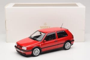 Volkswagen Golf Mk3 GTI Flash Red Norev 1:18 188418 Pressofusione — immagine 8 di 8