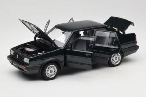 Volkswagen Jetta Mk3 CL Nero Icartime 1:18 JETTA001 Pressofusione — immagine 2 di 8