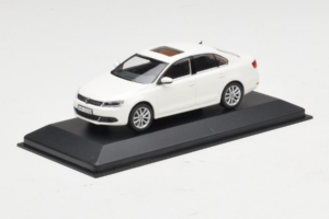Volkswagen Jetta Mk6 Bianco Minichamps 1:43 JETTA003 Pressofusione — immagine 2 di 4