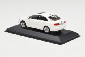 Volkswagen Jetta Mk6 Bianco Minichamps 1:43 JETTA003 Pressofusione — immagine 3 di 4