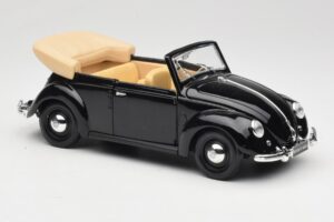 Volkswagen Maggiolino Cabriolet Nero Maisto 1:18 37800-M6 Pressofusione — immagine 6 di 8