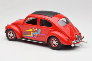 Volkswagen Maggiolino Rosso Solido 1:18 8306 Pressofusione — immagine 7 di 8
