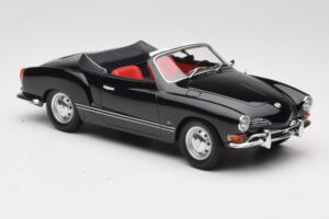 Volkswagen Karmann Ghia Cabriolet Nero Minichamps 1:18 155054031 Pressofusione — immagine 4 di 6