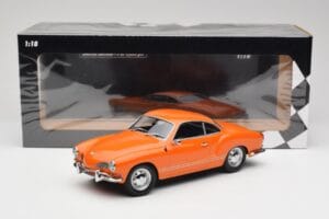 Volkswagen Karmann Ghia Arancione Minichamps 1:18 155054020 Pressofusione — immagine 6 di 6