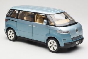 Volkswagen Microbus Concept Verde Chiaro Revell 1:18 08444 Pressofusione — immagine 6 di 8