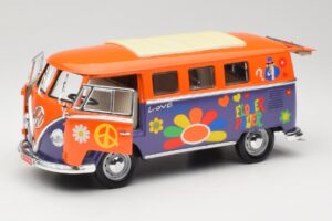 Volkswagen Microbus T1 Flower Power Road Signature 1:18 92329 Pressofusione — immagine 2 di 8