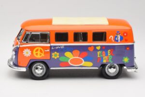 Volkswagen Microbus T1 Flower Power Road Signature 1:18 92329 Pressofusione — immagine 4 di 8