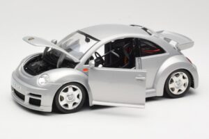 Volkswagen New Beetle RSi Argento Bburago 1:18 3306 Pressofusione — immagine 2 di 8