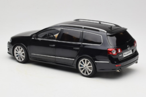 Volkswagen Passat B6 R36 Variant Nero NZG 1:18 KF044-4A Pressofusione — immagine 7 di 8