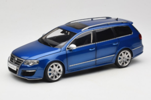 Volkswagen Passat B6 R36 Variant Blu NZG 1:18 KF044 Pressofusione — immagine 3 di 9
