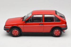 Volkswagen Polo II Coupe Fox MCG 1:18 MCG18523 Pressofusione — immagine 3 di 6