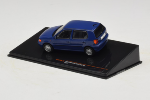 Volkswagen Polo Mk3 Blu IXO 1:43 CLC579N Pressofusione — immagine 3 di 4