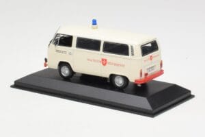Volkswagen T2 Ambulance Malteser Hilfsdienst Minichamps 1:43 400053092 Pressofusione — immagine 3 di 4