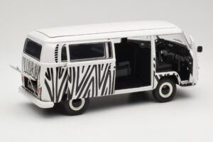 Volkswagen T2a Bus Safari Schuco 1:18 00191 Pressofusione — immagine 2 di 8