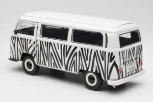 Volkswagen T2a Bus Safari Schuco 1:18 00191 Pressofusione — immagine 7 di 8