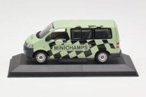 Volkswagen T5 Bus Verde Minichamps 1:43 T5002 Pressofusione