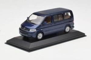 Volkswagen T5 Bus Shadow Blue Minichamps 1:43 842902102 Pressofusione — immagine 2 di 4