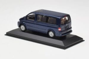 Volkswagen T5 Bus Shadow Blue Minichamps 1:43 842902102 Pressofusione — immagine 3 di 4