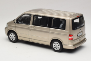 Volkswagen T5 Multivan Beige Metallic Norev 1:18 188602 Pressofusione — immagine 4 di 8