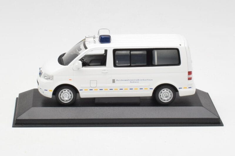 Volkswagen T5 Multivan Bundeswehr Medico d'Emergenza Prototipo Minichamps 1:43 400052291-P1 Pressofusione
