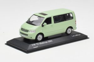 Volkswagen T5 Multivan California Verde Lime Minichamps 1:43 400052201 Pressofusione — immagine 2 di 4