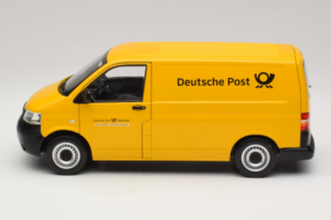 Volkswagen T5 Transporter Deutsche Post Norev 1:18 188617 Pressofusione — immagine 3 di 9