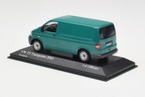 Volkswagen T5 Transporter Verde Minichamps 1:43 400052261 Pressofusione — immagine 3 di 4