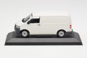 Volkswagen T5 Transporter Bianco Minichamps 1:43 T5002-B Pressofusione