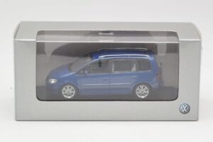 Volkswagen Touran Blu Minichamps 1:43 TOURAN002 Pressofusione — immagine 4 di 4
