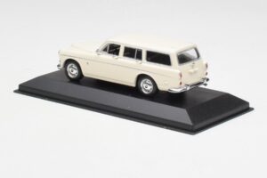 Volvo 121 Amazon Estate Bianco Minichamps 1:43 430171010 Pressofusione — immagine 3 di 4